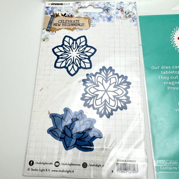 Christmas Holiday Set of 4 Metal Cutting Dies For Crafting & Card Making - Picture 7 of 10